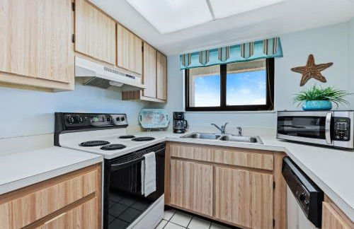 Ocean View / 7th Floor / Pool / Walk to Shopping & Dining / Ocean Trillium Condo #701 - Foto 12