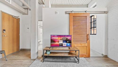 1 BD Apt l Downtown l Parking l Fast Wi-Fi l Café - Foto 3