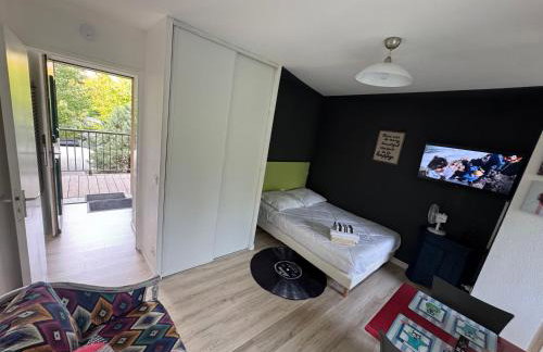 Studio T1 piscine chauffée parking gratuit les hauts dhonfleur - Foto 4