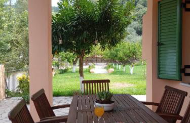 The Lake House'' -Trichonida Lake - Foto 30