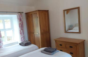 Church Bay Cottage Dog Friendly Sea Views - Foto 8