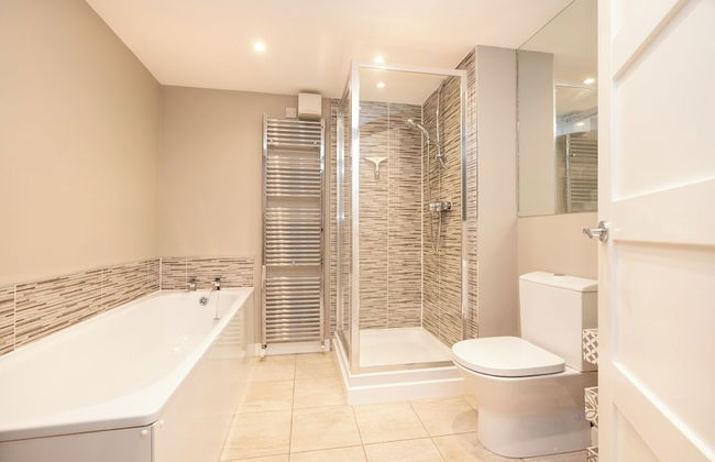 Secluded Brewery Apartment - Foto 28