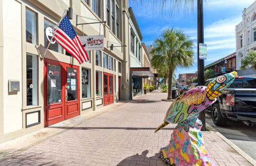 Spacious 1st-Floor Suite Near Beach, Dining, Pier - Foto 18