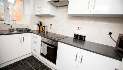 Modern 1-Bed - Free Parking - WiFi - Near Station - Foto 3