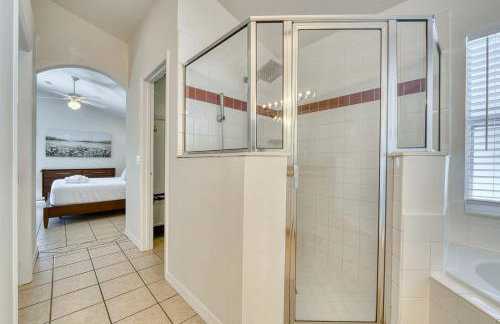 Private Pool Getaway Near Theme Parks - Foto 69