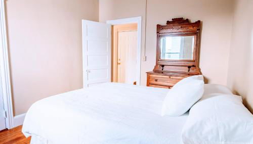 Spotless Victorian on William - Foto 1