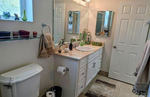 5 Minutes to South Bay Beaches! Private 2 bedroom 2 bath 2 level home with patio Excellent value! - Foto 35