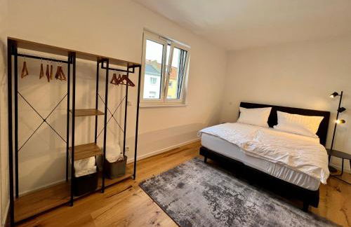 Workplace Apt/27inch Screen for 2 or 4/Kitchen - Foto 9