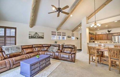 Deck and Gas Grill Spacious Pinetop Cabin - Foto 3