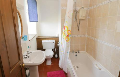 Bay View Cottage - Photo 13