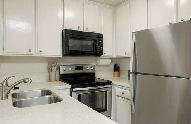 Oceanside Beach Condos - Photo 41