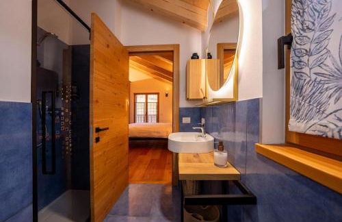 GreenWood Chalet - Spacious Alpine Retreat with Mountain Views - Photo 21