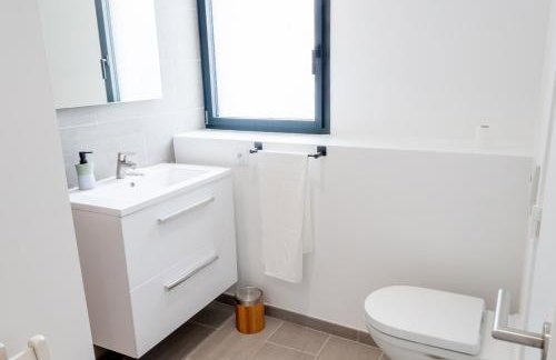 Maison avec terrasse plein sud à 7 min de la gare - Photo 15