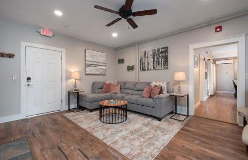 TuckAway Suites at East Branch - Photo 20