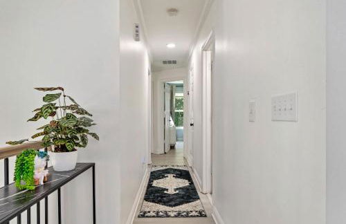 Spacious 5BR Family Retreat Near Mall of GA Sleeps 13 - Foto 27