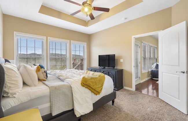 Mountain Top Villa - Photo 5