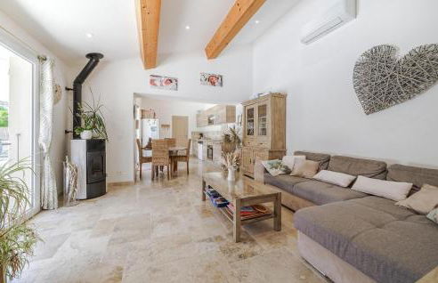 1 Bedroom Gorgeous Home In Auriol - Foto 5