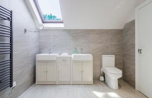 Chalet Gerrards Cross - Photo 7