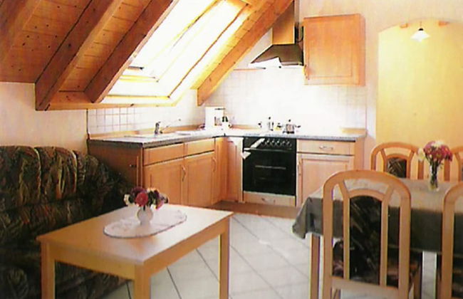 Comfortable Holiday Home in a Beautiful Location - Photo 12