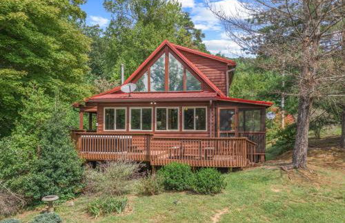 Luxury Cabin 45 Min to Asheville Hot Tub & Fire pit - Foto 2