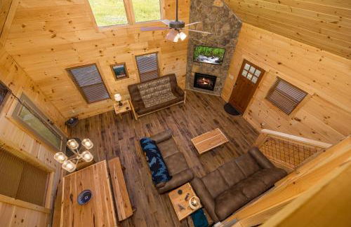 Happy Hideout, country livin with great mountain views, hot tub, arcades, fire pit, pets ok with fee - Foto 10