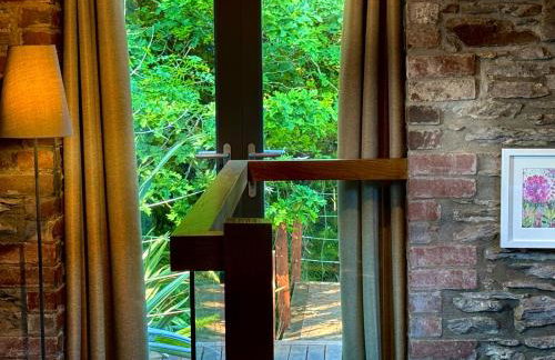 Sunridge Fishing Lodge with Hot Tub & Giant Cinema - Foto 79