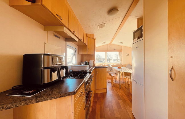 Newton Stewart-sleeps 6-pool-parking-pet Friendly - Photo 8