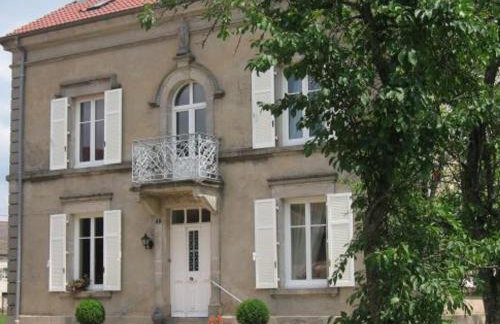 Maison de caractère avec jardin, terrasse et équipements pour grandes familles au Val-d'Ajol - FR-1-589-169 - Foto 1