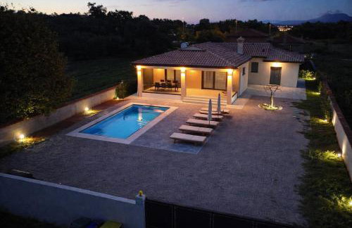 Villa Ardanela - Foto 1