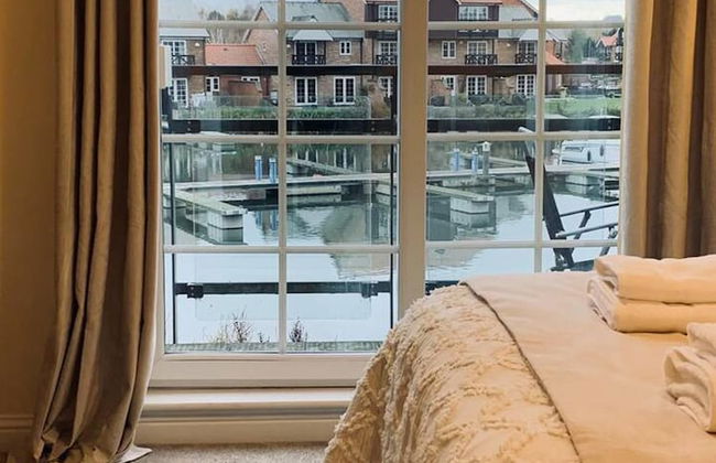 Waterside Townhouse With Balcony And Marina View - Foto 5