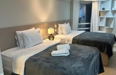 2704 Flat Beira Mar Av Boa viagem Vista Deslumbrante e com cozinha - Foto 10