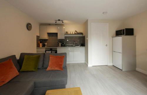 Crewe Short Lets 8 Victoria Court, Crewe - Photo 7