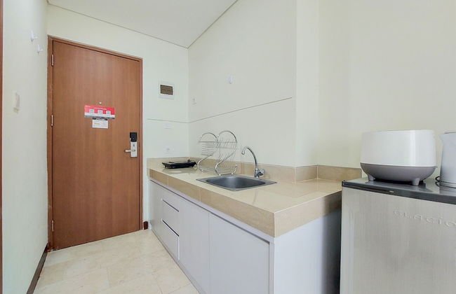Good Price And Homey Studio Apartment At B Residence - Foto 9