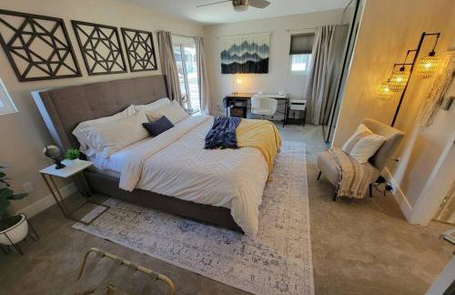 San Diego Oasis with Hot Tub, Gym, Outdoor Theater, Huge Yard - Foto 5