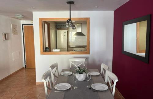 Sea-Breeze Apartment with Pool & Parking - Foto 15