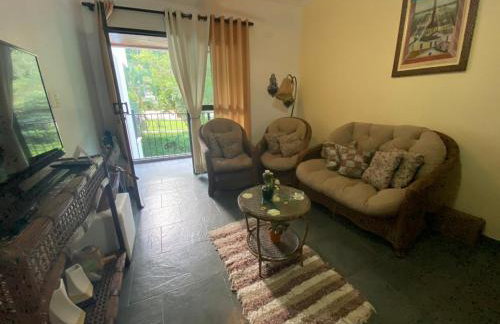 Confortável Apto.Com Piscina para 8 pessoas-Ubatuba-Enseada - Foto 7