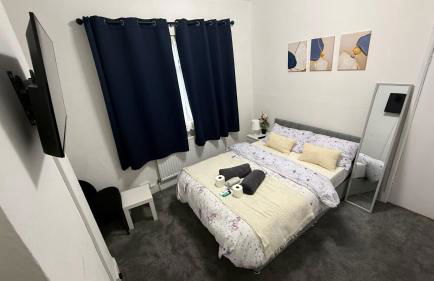 Pat Signature Stays - Photo 53