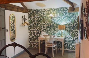 North Cottage - Photo 18