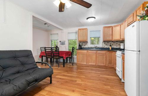 Lakefront 2BR Paradise w Mackinac Island Views - Photo 2