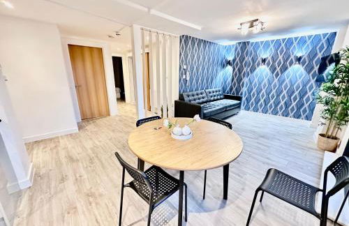 City centre, Top floor apartment, Two balconies - Foto 14