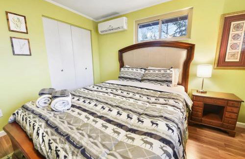 Secluded Hilltop Hideaway - Hot Tub! Two Living Rooms! - Foto 43