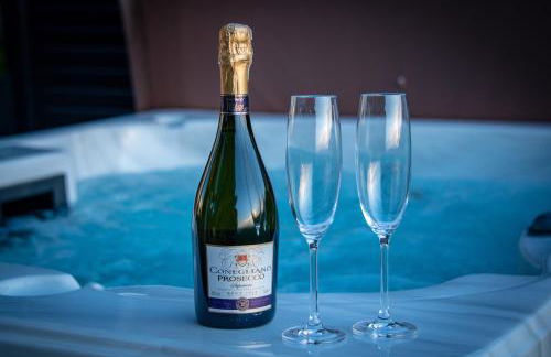 Super King Lodge-Sleeps 2-HotTub-Sea View - Foto 27