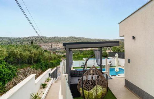 Lovely Home In Srinjine - Photo 15