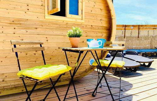 Amani Suite con Jacuzzi Climatizado y Piscina - Foto 11