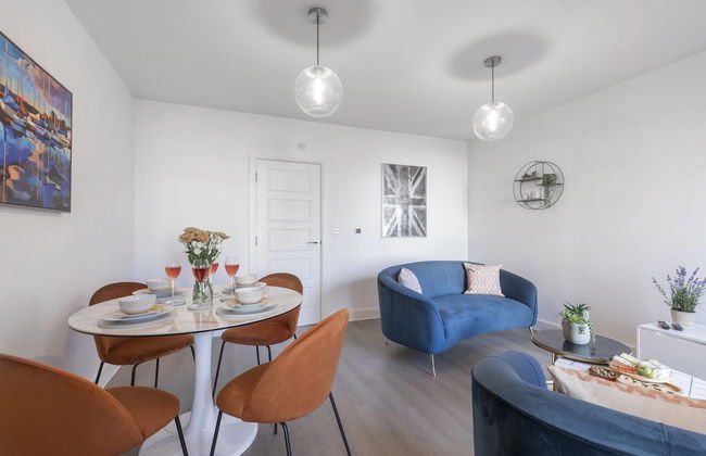 Elliot Oliver - Cosy 2 Bedroom Town Centre Apartment - Photo 12