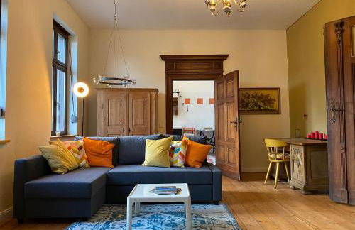 Großzügige Gutshaus-Wohnung nahe Saale und Elbe - Foto 1