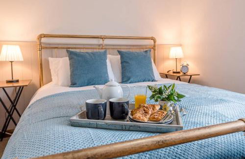 North Cottage, Alderton - Photo 2