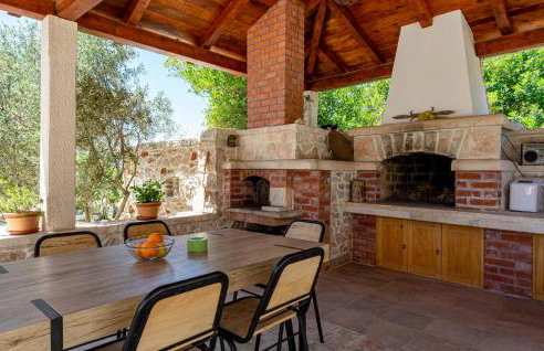 2 Bedroom Lovely Home In Blato - Foto 8