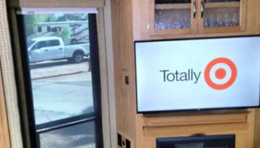 Majestic Quick Stop RV on Farm - Photo 4