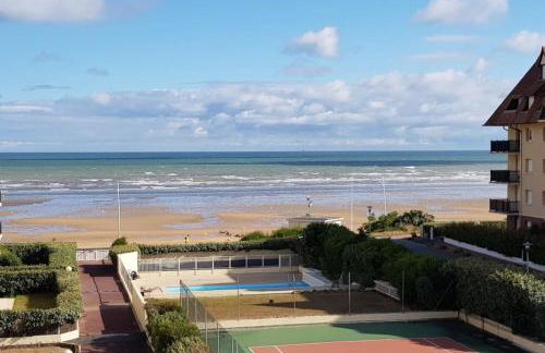 Beau studio avec accès plage, jardin, piscine, tennis, vélos, Netflix - Photo 11